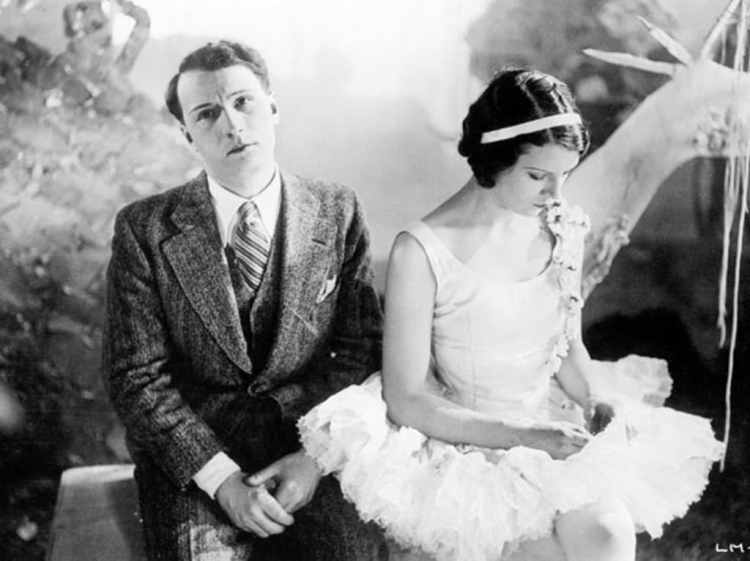 Le Million (1931) Another scene from Le Million (1931)