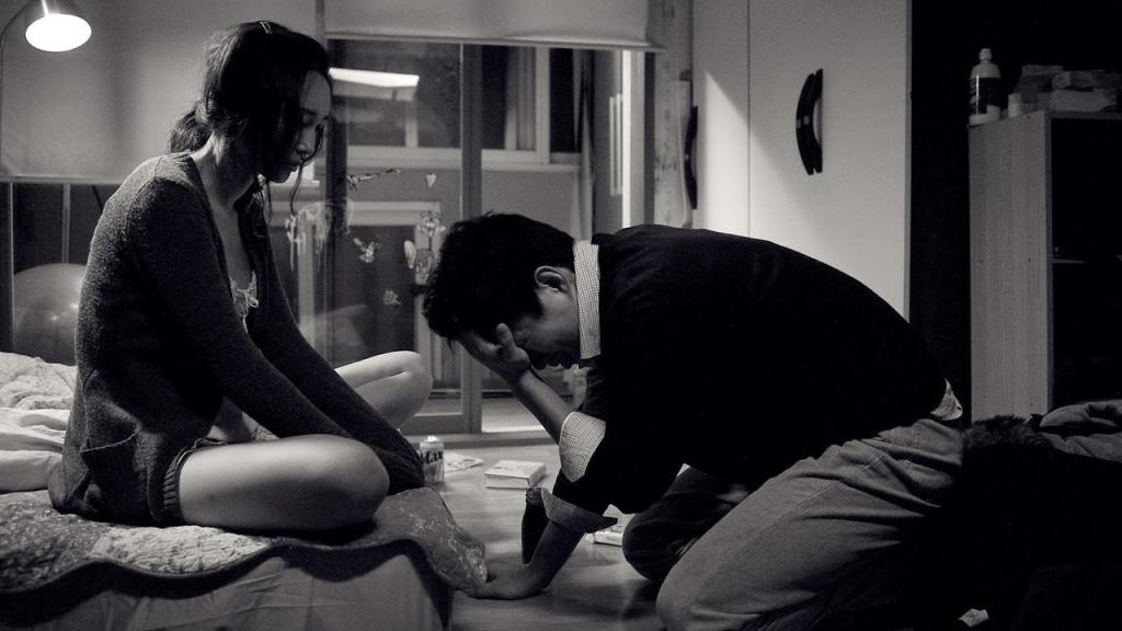 The Day He Arrives (2011)