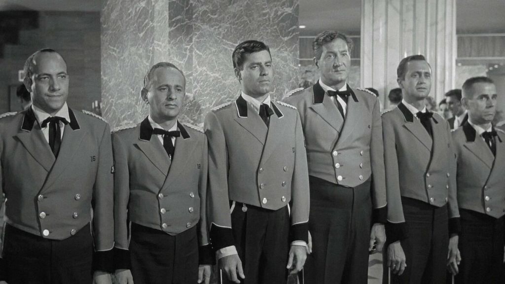 The Bellboy (1960)