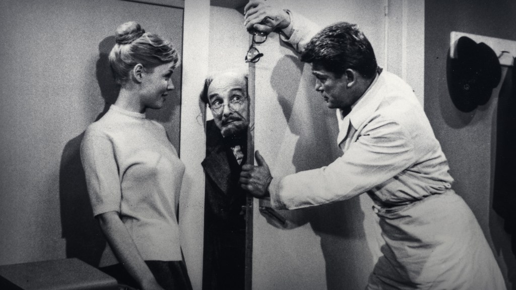 Still from Amour du Poche (1957)
