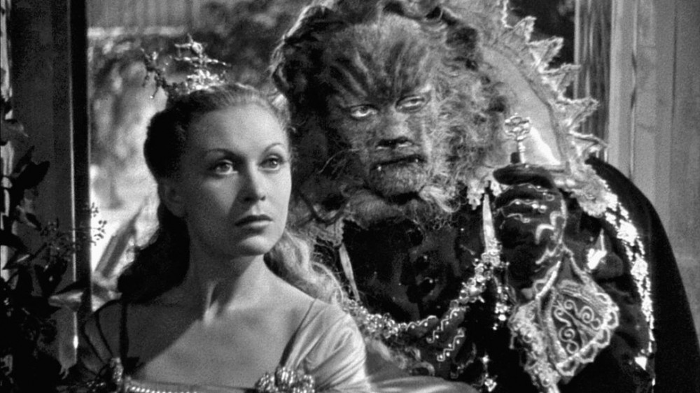 Still from Jean Cocteau's Belle et la Bete (1946)