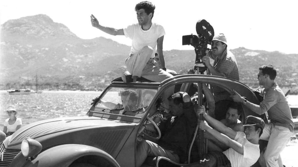 Photo of Jacques Rozier filming